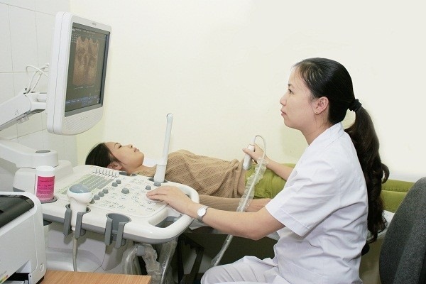 khám phụ khoa
