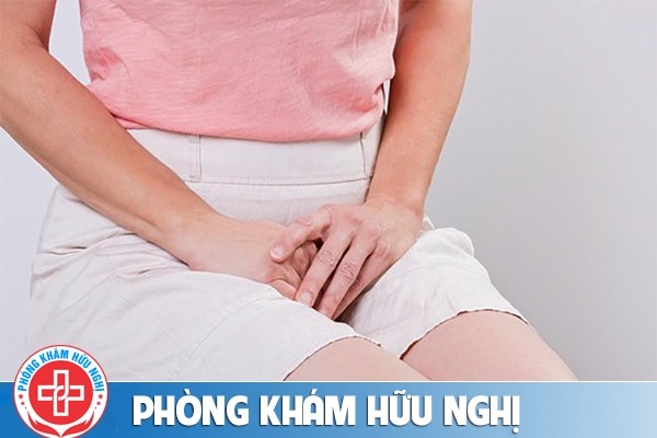 Tình trạng nổi mụn ở môi lớn, môi bé là bị bệnh gì?
