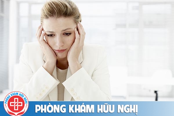 Ngứa rát vùng kín ở nam nữ là do đâu ?